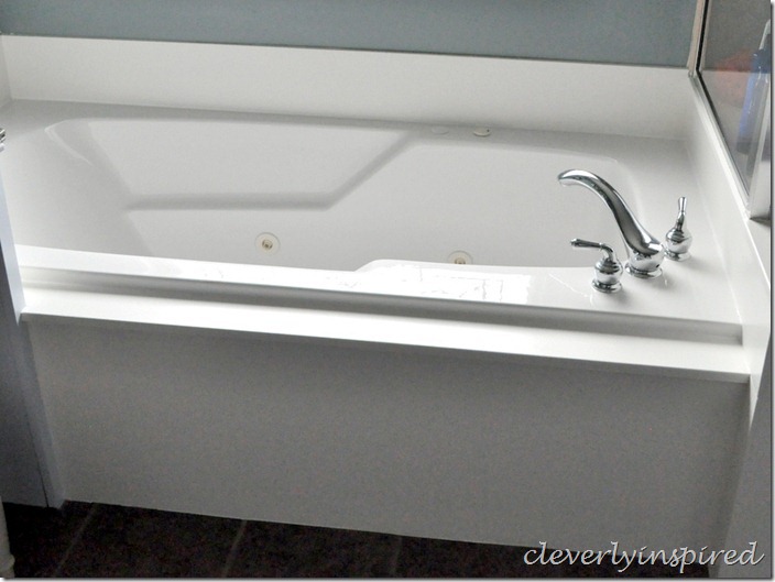 how to paint cultured marble tub surround @cleverlyinspired (2)