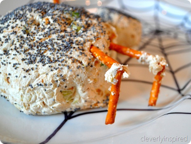 spider cheese ball (halloween appetizer) @cleverlyinspired (3)