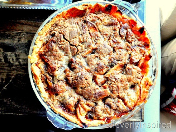 crumb crust apple pie recipe @cleverlyinspired (2)