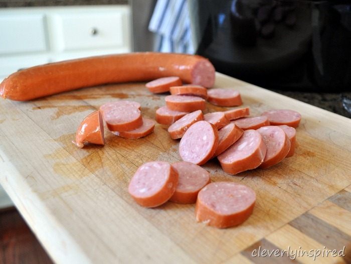 easy slow cooker sausage and meatball recipe (5)