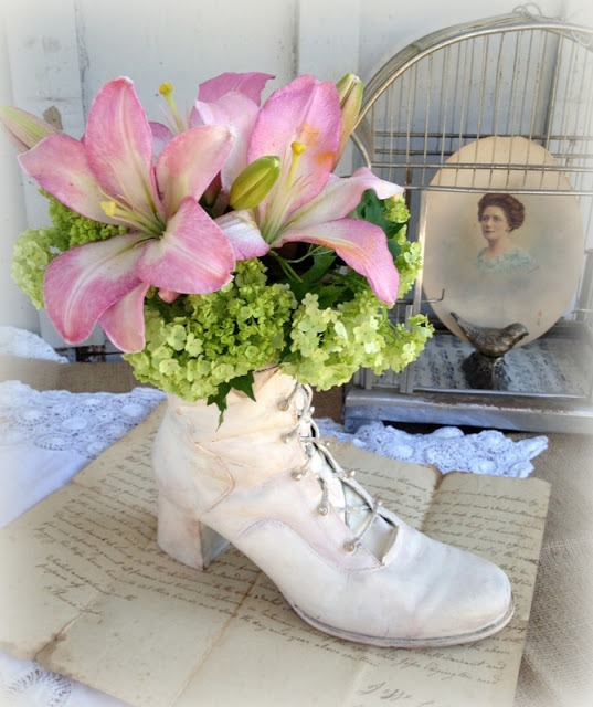 how to make a victorian boot planter