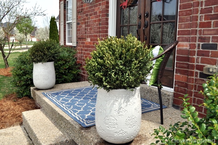 spring porch decor @cleverlyinspired (6)