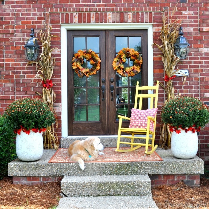 fall porch @cleverlyinspired (1)