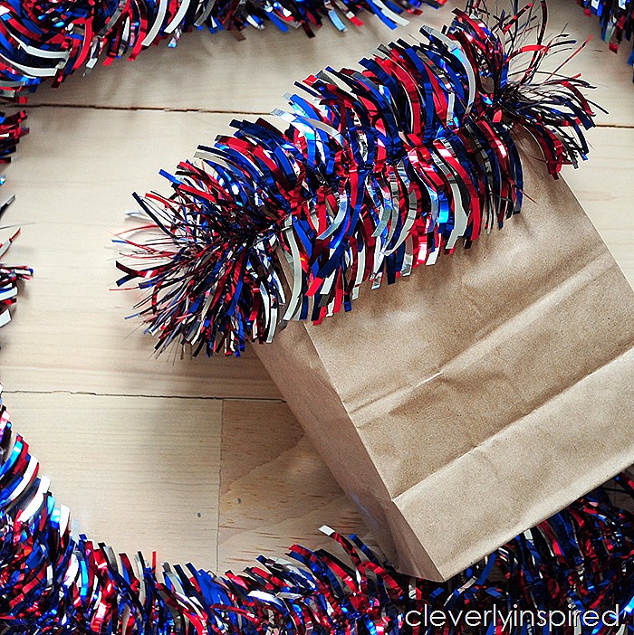 paper bag vase @cleverlyinspired #ultimateredwhiteandblue (7)