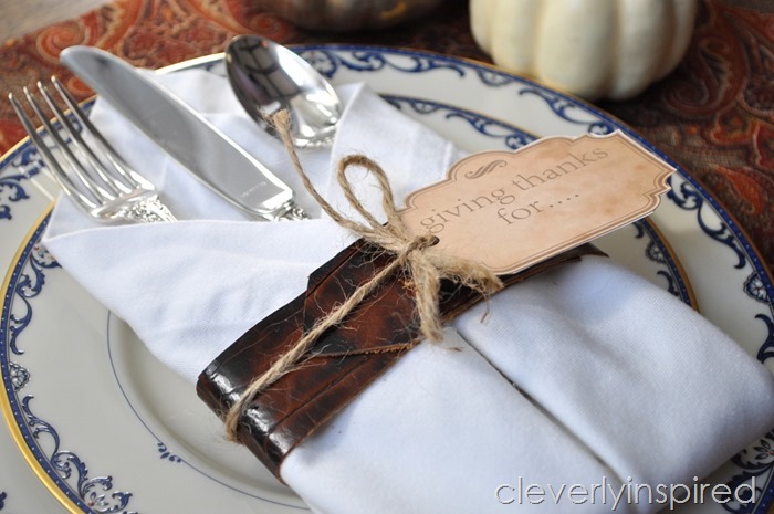 DIY leather napkin tie & Thanksgiving printable @cleverlyinspired (2)