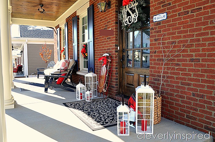 traditional outdoor Christmas decor @cleverlyinspired (14)