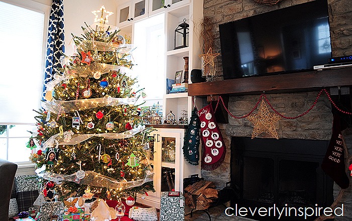 casual christmas decor @cleverlyinspired (4)