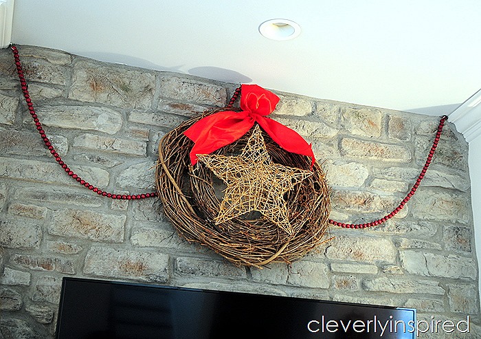 casual christmas decor @cleverlyinspired (6)