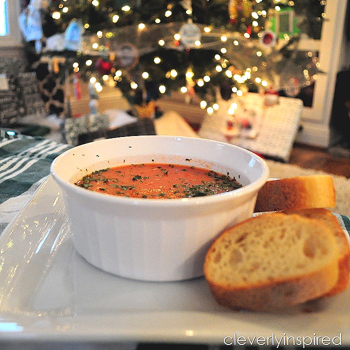 slow cooker tomato soup @cleverlyinspired (6)