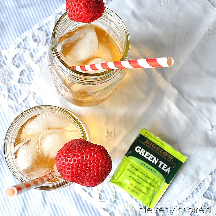 strawberry green tea on ice @cleverlyinspired (4)