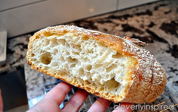 3 ingredient crusty bread recipe @cleverlyinspired (6)