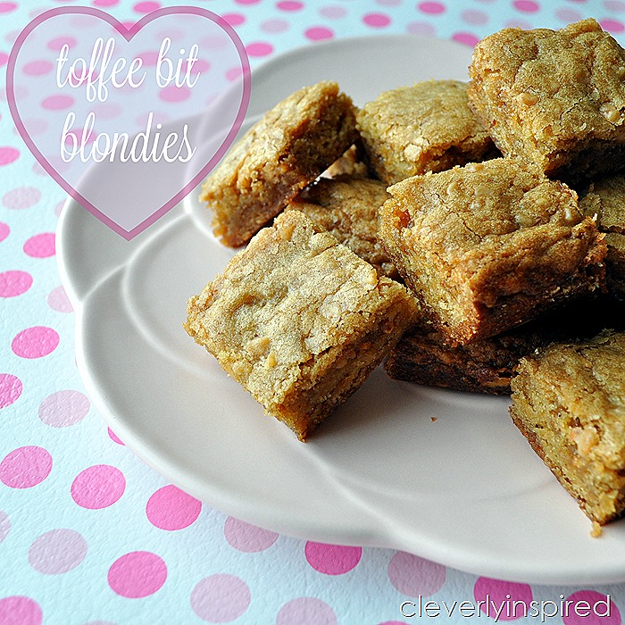 toffee bit blondie bars @cleverlyinspired (2)