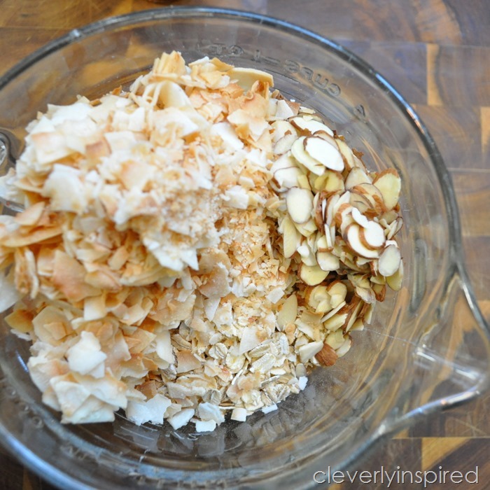 homemade samoa granola @cleverlyinspired (2)